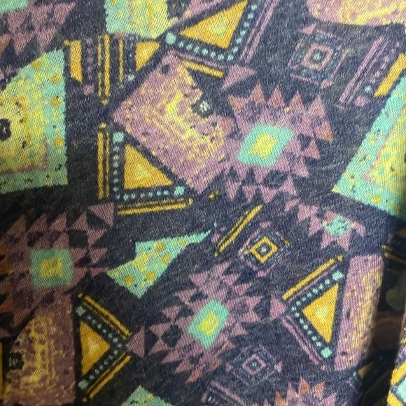 LuLaRoe size Small Multicolor Aztec Patterned Lightweight Cardigan with Pockets - Picture 3 of 7